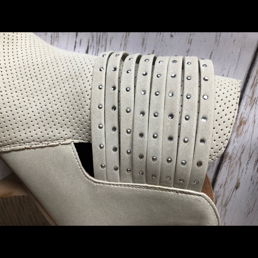 Off white booties